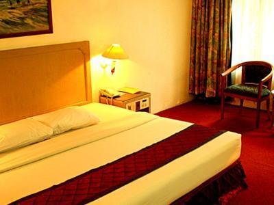 Royal Palace 3*